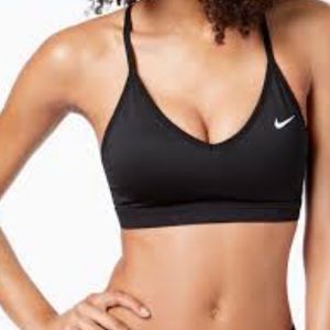 NIKE V Neck Halter Back Adjustable Straps Sports Bra Medium